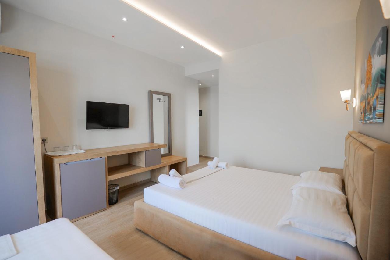 Hotel Roalb Radhimë Buitenkant foto